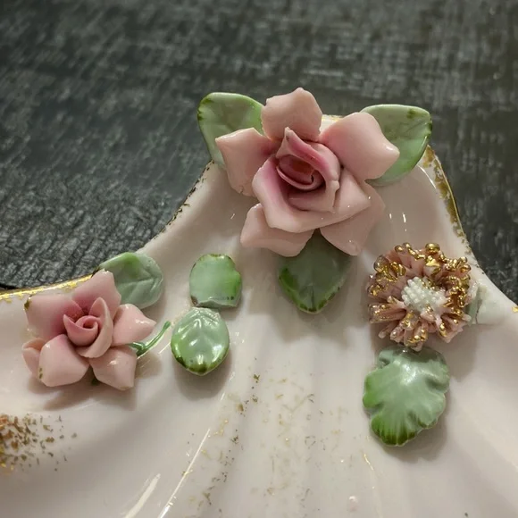 Vintage Lefton Pink Shell Trinket Dish! - Picture 2 of 5